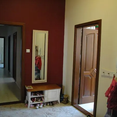 Bed & Breakfast Annie 3*