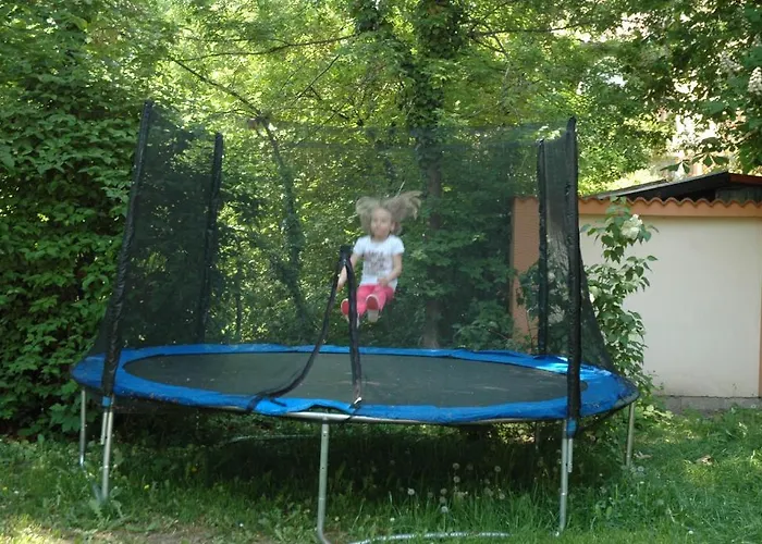 Annie Nocleg ze śniadaniem