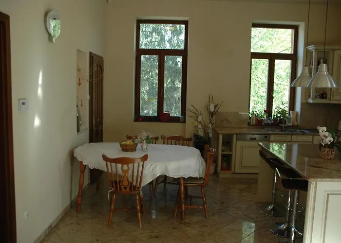 Annie Nocleg ze śniadaniem Siófok